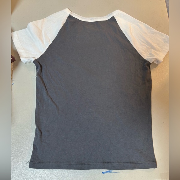 NWOT Pink Floyd Gray and White Baby Tee with Rainbow Design - Picture 5 of 5